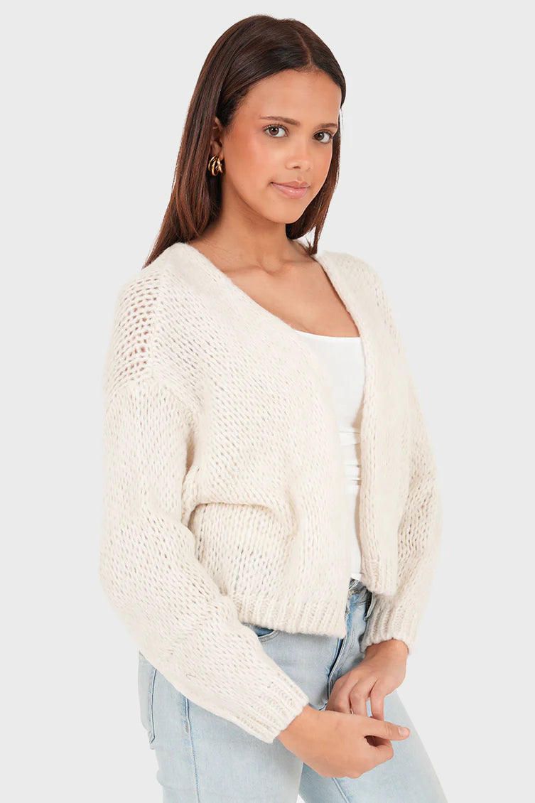 "Keep me warm" cardigan petite beige