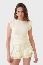 "Junies" short yellow