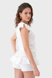 "Junies" short white